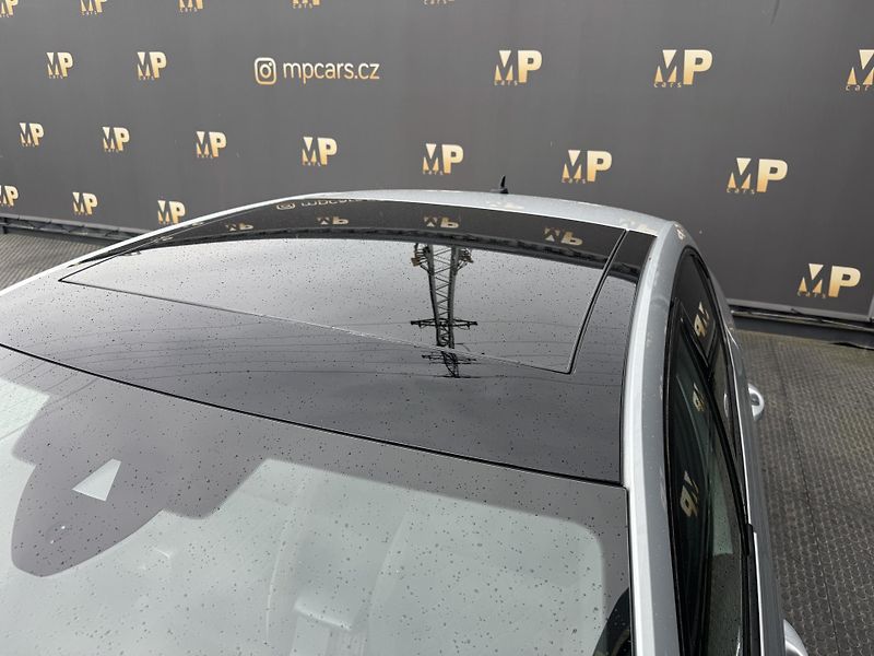Škoda Octavia (2019) 2.0TSi 245 RS, DSG, PANO   - fotka 45 z 50