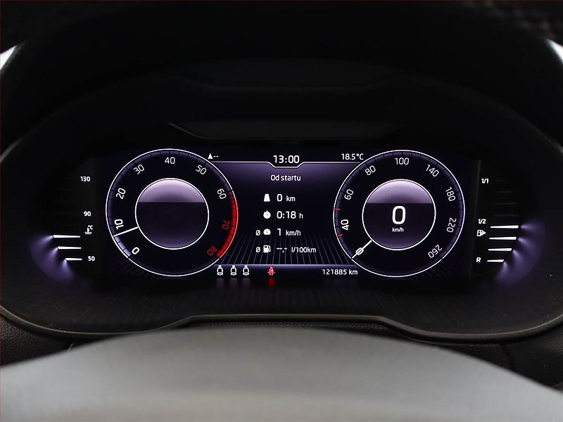 Škoda Octavia (2018) 1.5 TSI, Navi, Tempomat - fotka 9 z 17