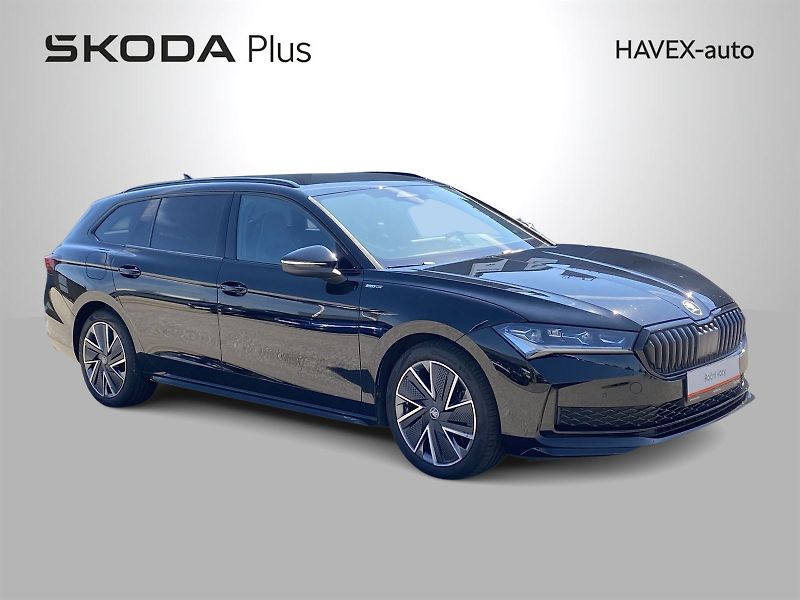 Škoda Superb (2025) Combi 2.0 TDI 4x4 DSG Sportlin - fotka 40 z 41