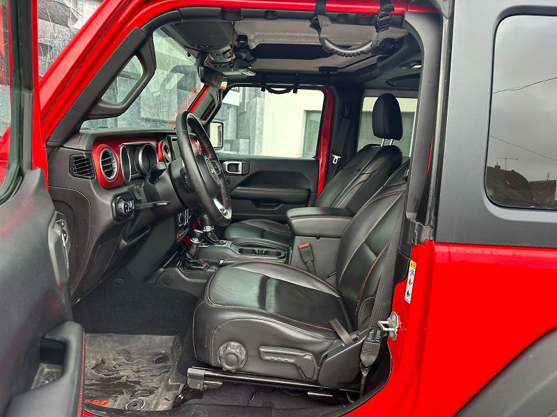 Jeep Wrangler (2018) RUBICON,2.2CRD,147KW,4X4,DPH - fotka 22 z 24