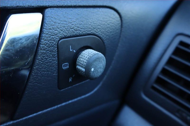 Škoda Octavia (2009) 1.6, po STK, jezdí výborně - fotka 17 z 18