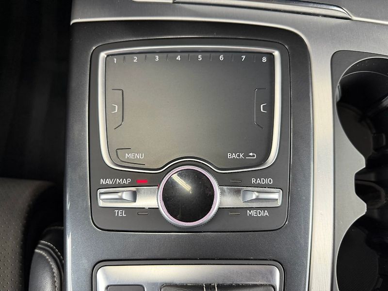 Audi Q7 3.0TDI QUATTRO S-LINE, MATRIX, - fotka 18 z 25