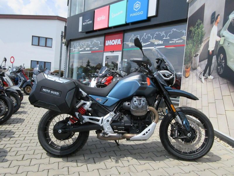 Moto Guzzi (2026) V85 TT Travel e5+ - fotka 2 z 12