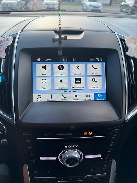 Ford Edge (2018) ST-Line, 4x4, automat, kamera - fotka 10 z 15