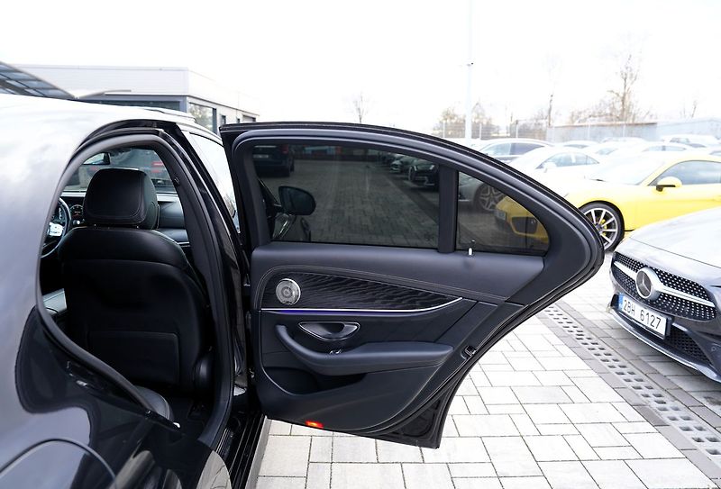 Mercedes-Benz Třídy E E 53 AMG 4Matic+/440PS - fotka 18 z 48