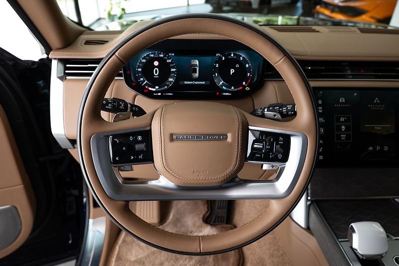 Land Rover Range Rover SV P615 Meridian/360/Masážní S - fotka 7 z 33