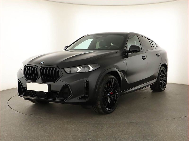 BMW X6 (2025) xDrive30d, M Paket, Navigace - fotka 2 z 20