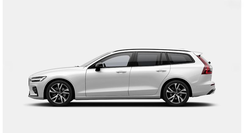 Volvo V60 (2026) B4 PLUS DARK AUT - fotka 2 z 11