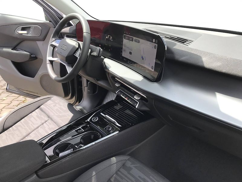 Audi Q3 7STT  1,5 TFSI - fotka 17 z 22