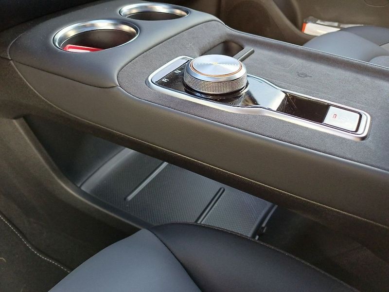 MG MGS5 EV Elektromotor 170 kW EXCLUSIVE - fotka 14 z 20