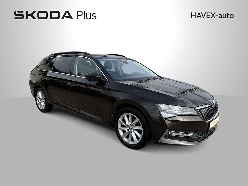 Škoda Superb (2020) Combi 1.4 TSI iV DSG Ambition - fotka 32 z 35