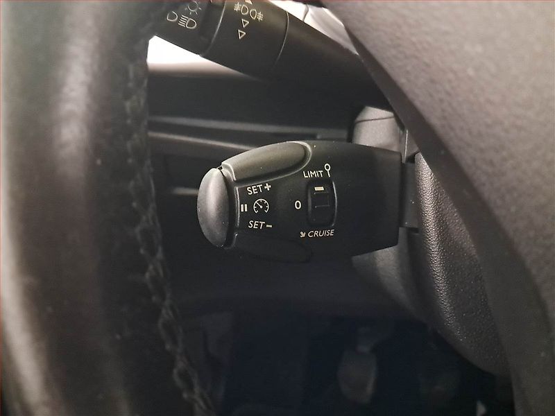 Citroën C3 (2011) 1.4 i, ČR,1.maj, po STK, Tažné - fotka 15 z 15