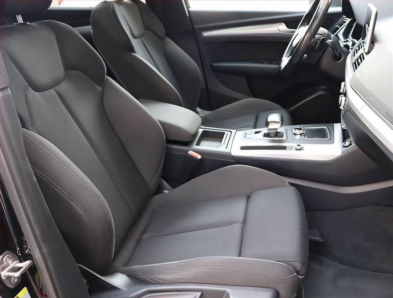 Audi Q5 (2018) 2.0 TDI - fotka 9 z 28
