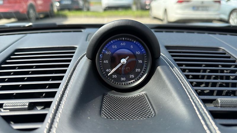 Porsche 911 Cabrio - fotka 26 z 30