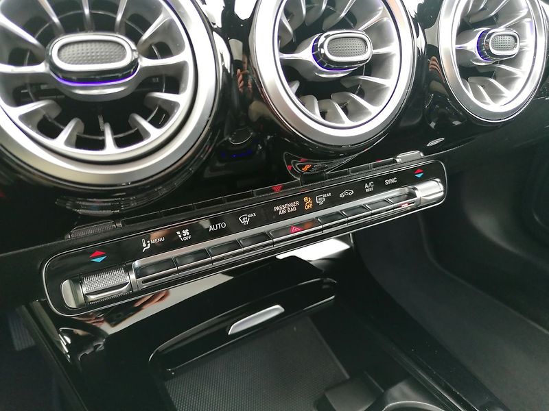 Mercedes-Benz CLA (2022) 2.0 180d Shooting Brake 8G - fotka 36 z 47