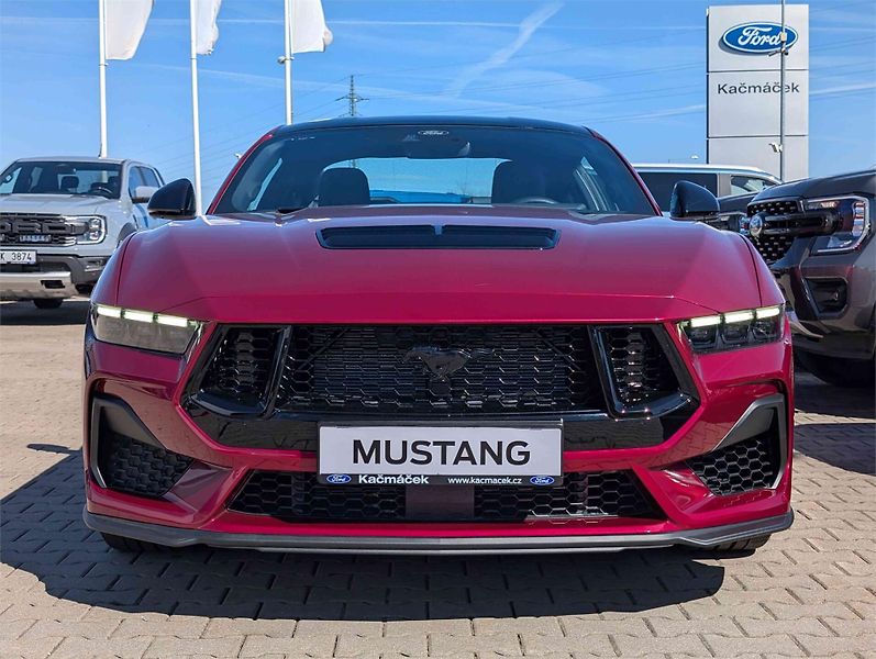 Ford Mustang (2026) V8 GT, Fastback, 5.0 GT 328 kW - fotka 8 z 24