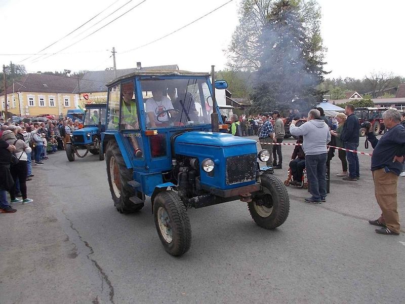 Ze srazu historických traktorů Zetor v Nahorubech.
