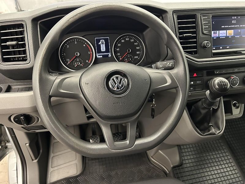 Volkswagen Crafter 2.0 TDI L3 H3 - fotka 8 z 23
