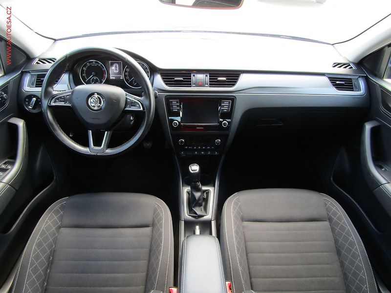 Škoda Rapid (2018) 1.0TSi, ČR, servis.kniha - fotka 8 z 20