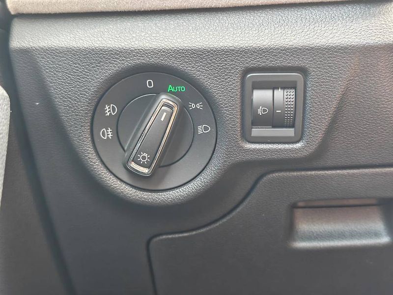 Škoda Scala Top Selection 6MP 1,0TSI - fotka 18 z 22