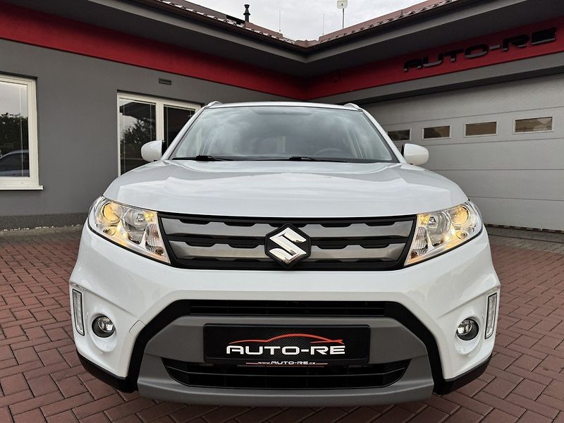 Suzuki Vitara (2017) 1.6iVVT Navi Digi Klima Kamera - fotka 5 z 50