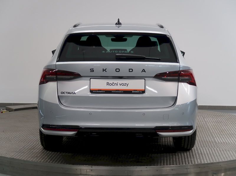 Škoda Octavia (2025) SPORTLINE 2.0TDI 110KW DSG CAN - fotka 9 z 37