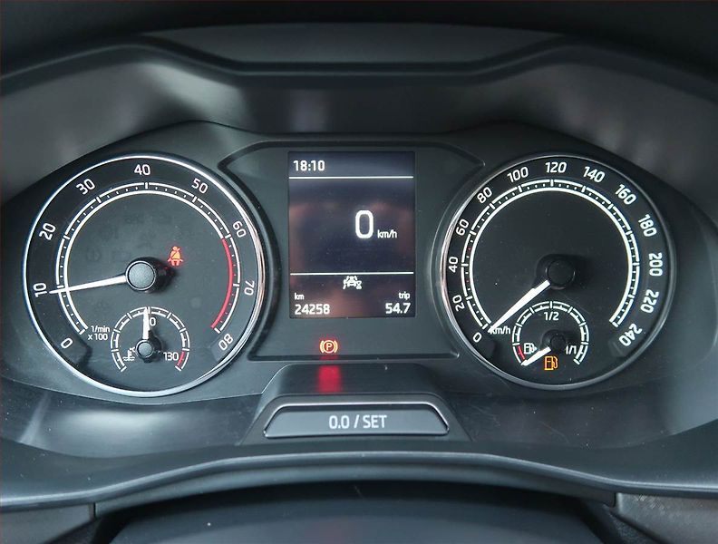 Škoda Scala (2022) 1.0 TSI, Serv.kniha, Tempomat - fotka 11 z 13