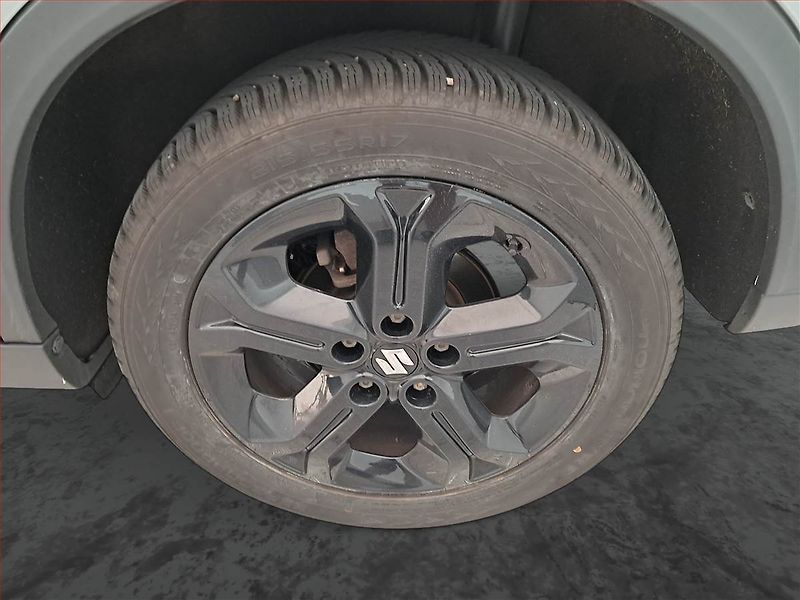 Suzuki Vitara (2017) 1.4 BoosterJet, 4X4 - fotka 15 z 17