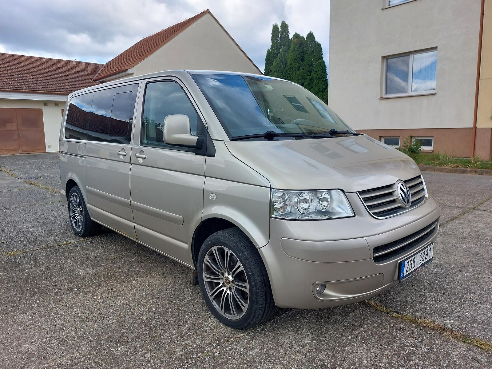 Volkswagen Multivan 2,5 TDi 128kw 
