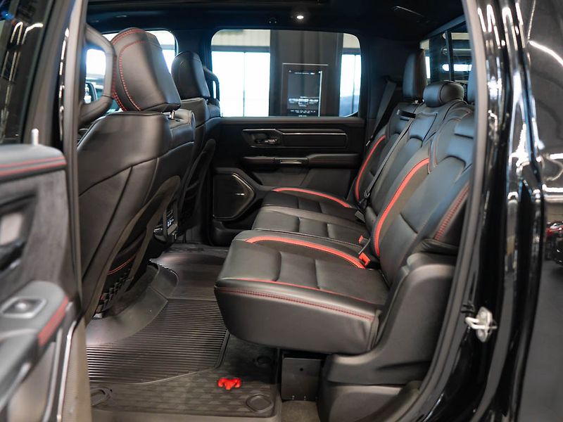 Dodge RAM (2022) 6.2 TRX Harman Kardon, Head Up - fotka 32 z 38