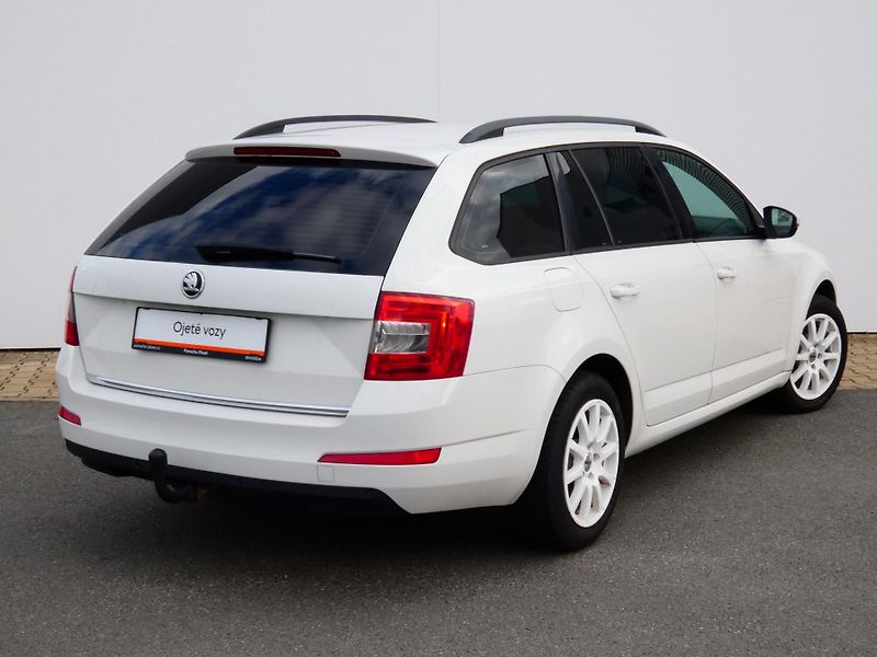 Škoda Octavia III Combi Active 1.6 TDI CR /6 - fotka 2 z 30