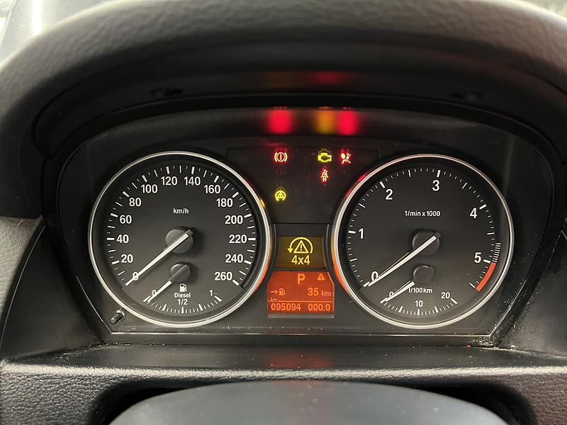 BMW X1 E84 23D 2.0D 150kW XDRIVE - fotka 12 z 13