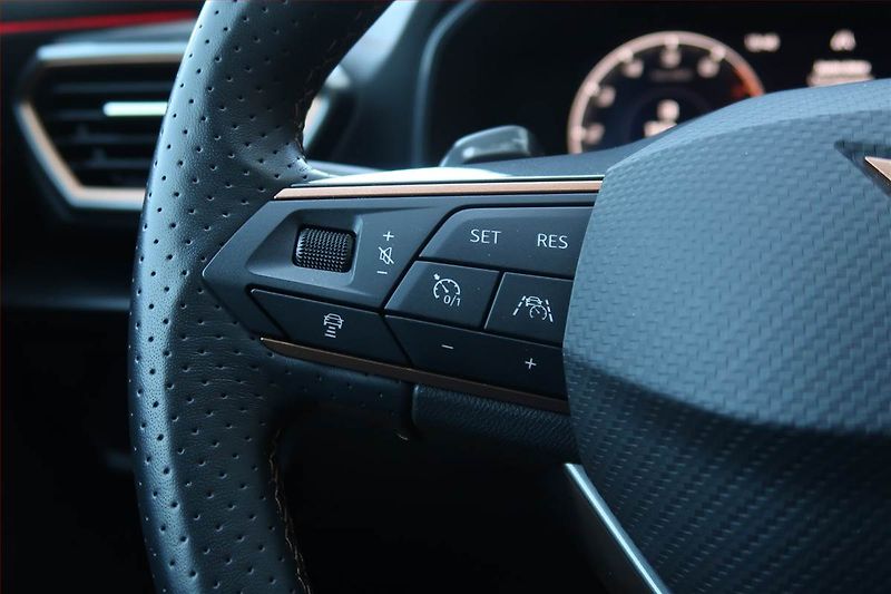 Cupra Formentor (2023) 1.5 TSI - fotka 18 z 20
