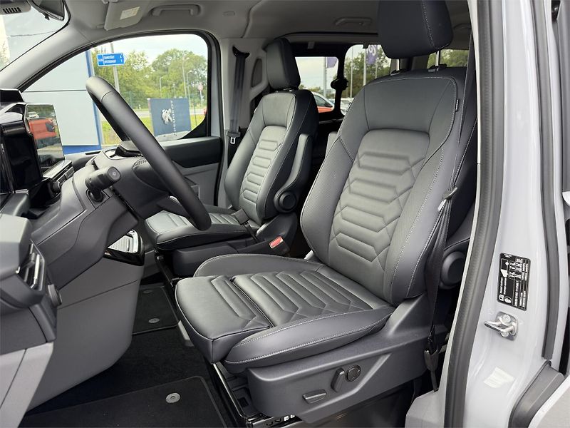 Ford Tourneo Custom Titanium X L2, Tourneo, 2.5 Du - fotka 16 z 22