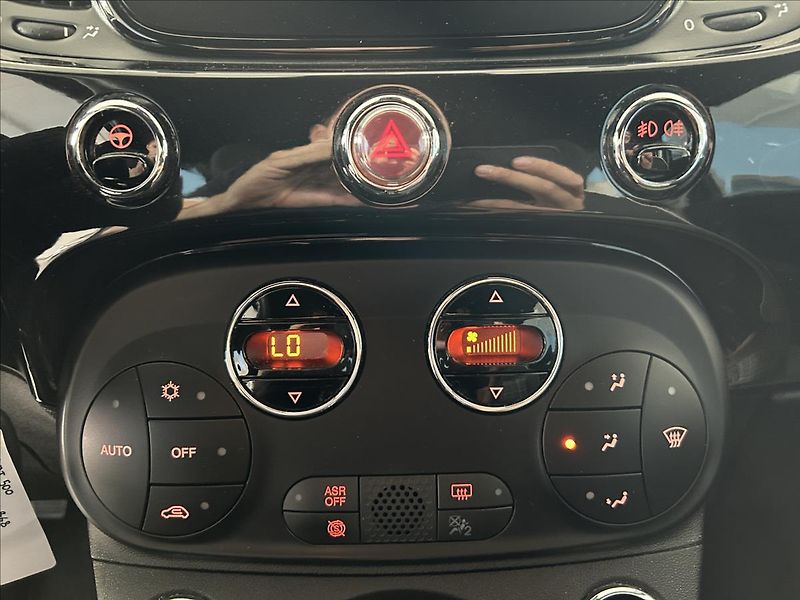 Fiat 500 1,2   LOUNGE,KLIMA,SERVISKA - fotka 17 z 23
