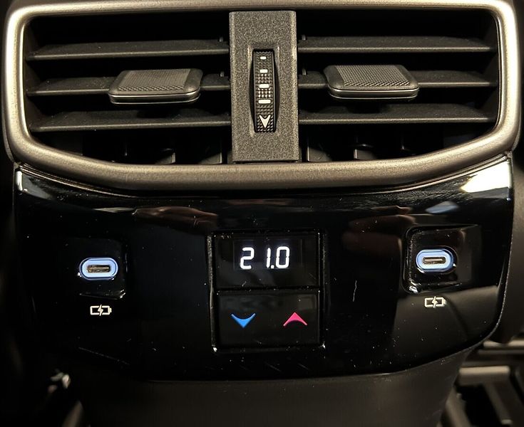 Lexus RX 450h plus 450H+ 2,5 PHEV COMFORT PLUS - fotka 15 z 18