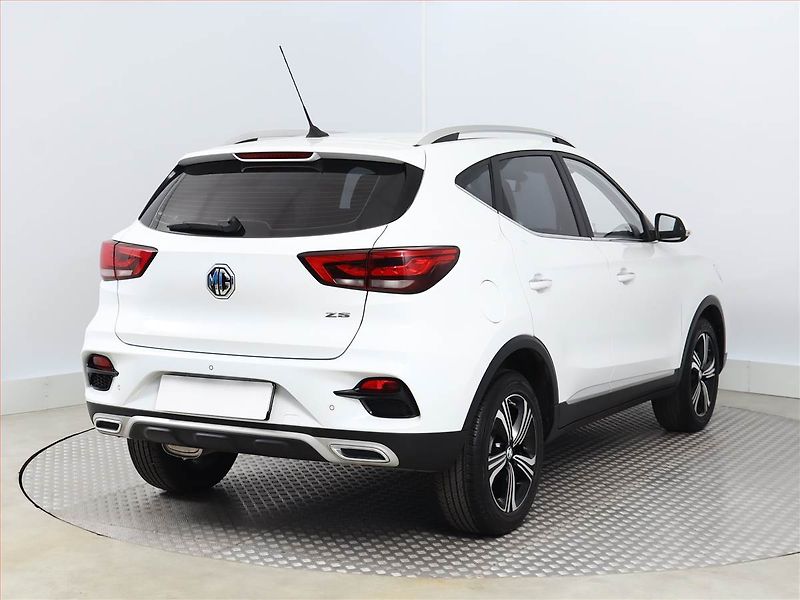 MG ZS (2023) Essential 1.5, Serv.kniha - fotka 5 z 14