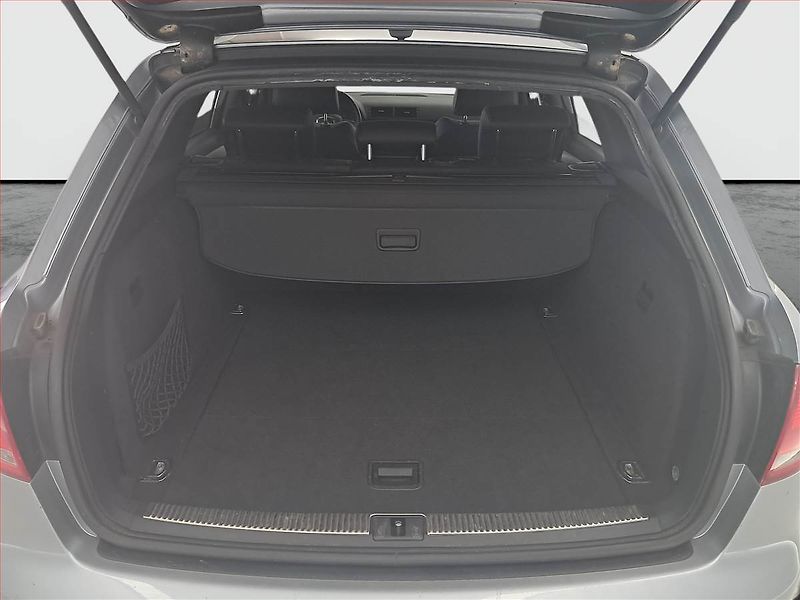 Audi A4 (2007) 2.7 TDI, nová STK - fotka 13 z 15