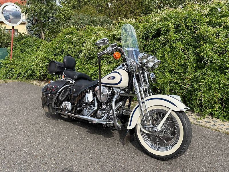 Harley-Davidson FLSTS Heritage Springer (1997) - fotka 1 z 16