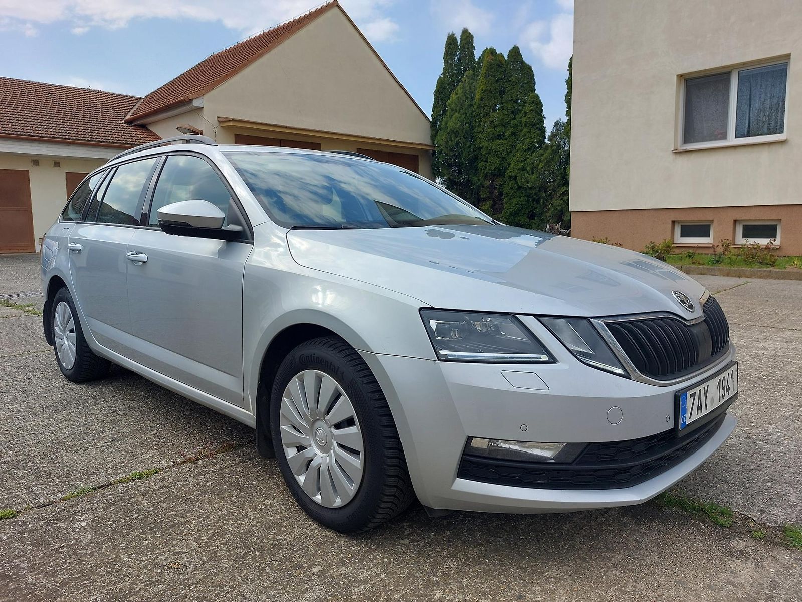Škoda Octavia 2,0 TDi 110kw STYLE Manuál