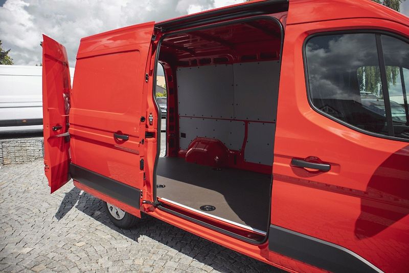 Renault Master (2026) L2H2P3 Extra blue dCi 150 Van - fotka 13 z 41