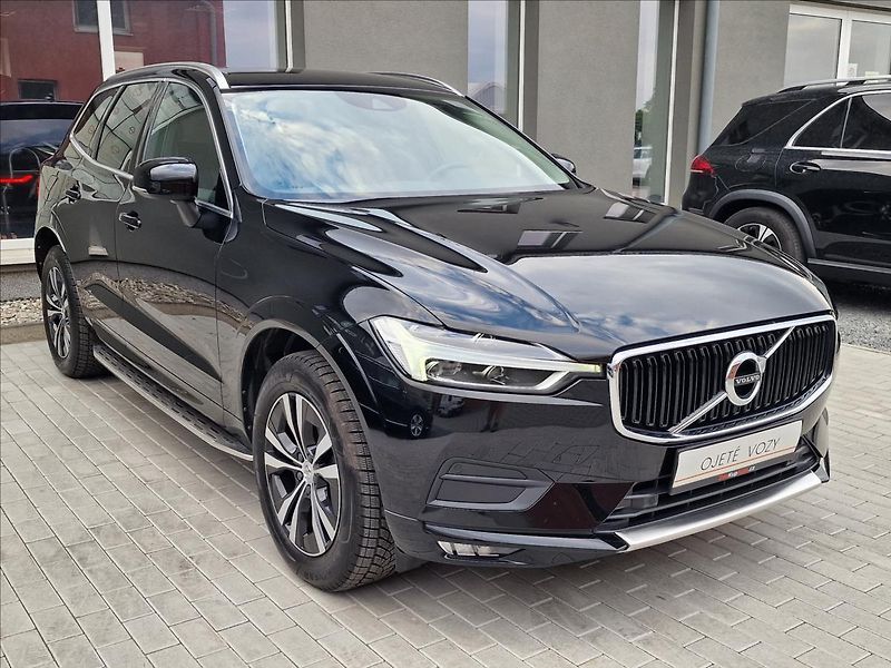 Volvo XC60 B4 145kW AWD Momentum Pro,ČR - fotka 3 z 50