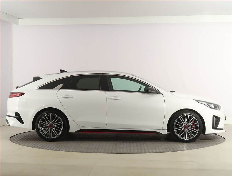 Kia Pro_Ceed (2019) GT 1.6 T-GDI, Automat - fotka 6 z 27