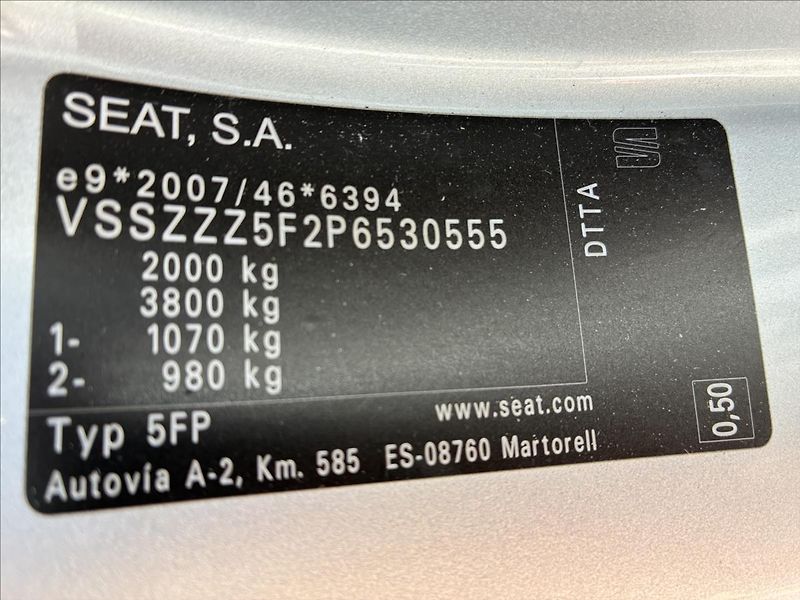 Seat Ateca 2,0 TDI TAŽNÉ,KAMERA,KŮŽE - fotka 35 z 35