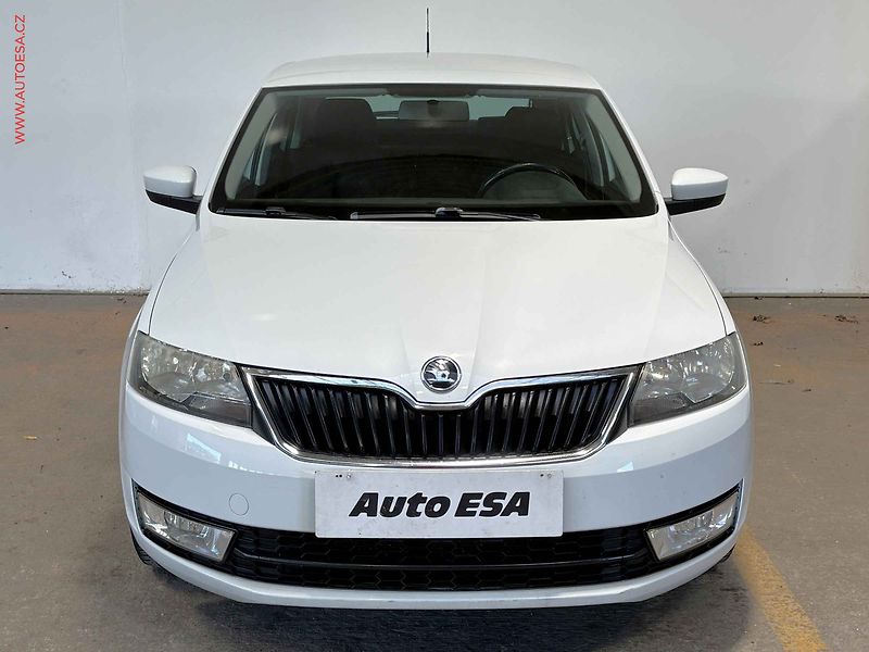 Škoda Rapid (2015) 1.2TSI, ČR, AC - fotka 2 z 13