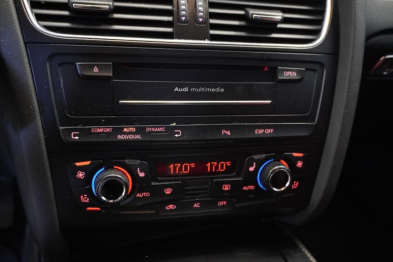 Audi S4 3.0 TFSI 333PS QUATTRO AUTOMAT - fotka 18 z 36