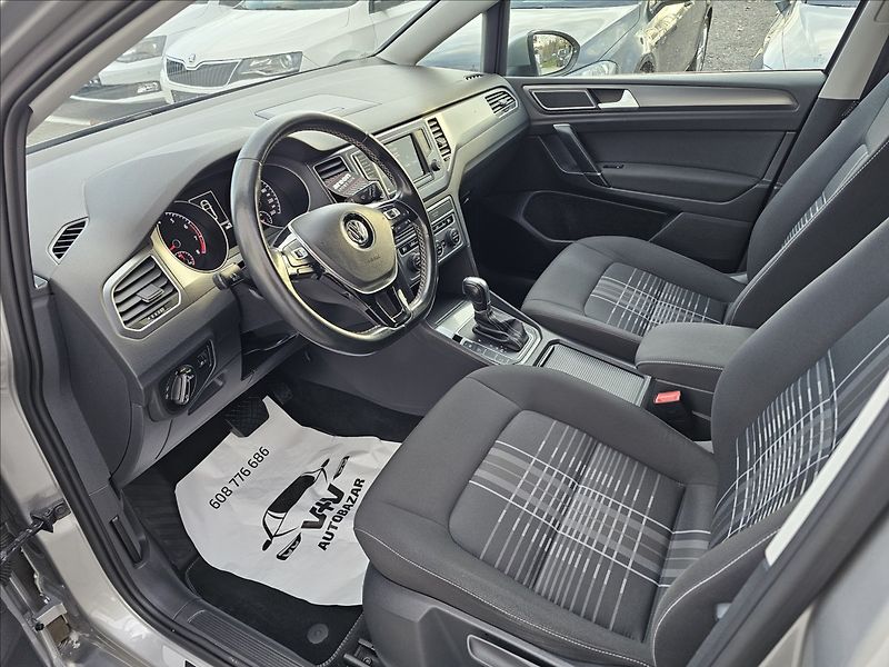 Volkswagen Golf Sportsvan 1,4TSi DSG LOUNGE NAVI STK - fotka 10 z 53