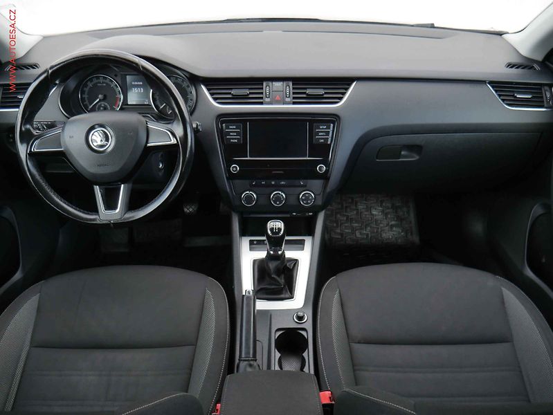 Škoda Octavia (2017) 1.6 TDI, ČR, Ambition, TZ - fotka 8 z 18
