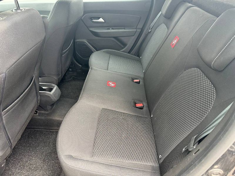 Dacia Duster (2021) 1.3 TCe 96 kW Comfort 4x4 - fotka 9 z 20
