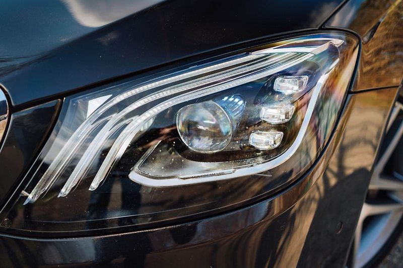 Mercedes-Benz Třídy S (2018) S 560 4MATIC L, S 560 4MATIC L - fotka 7 z 40